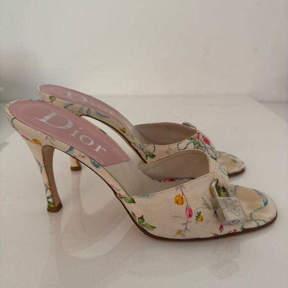 Christian Dior Vintage Floral Lock & Key Heels Size EU 39.5 US 9.5 Authentic - Picture 2 of 8